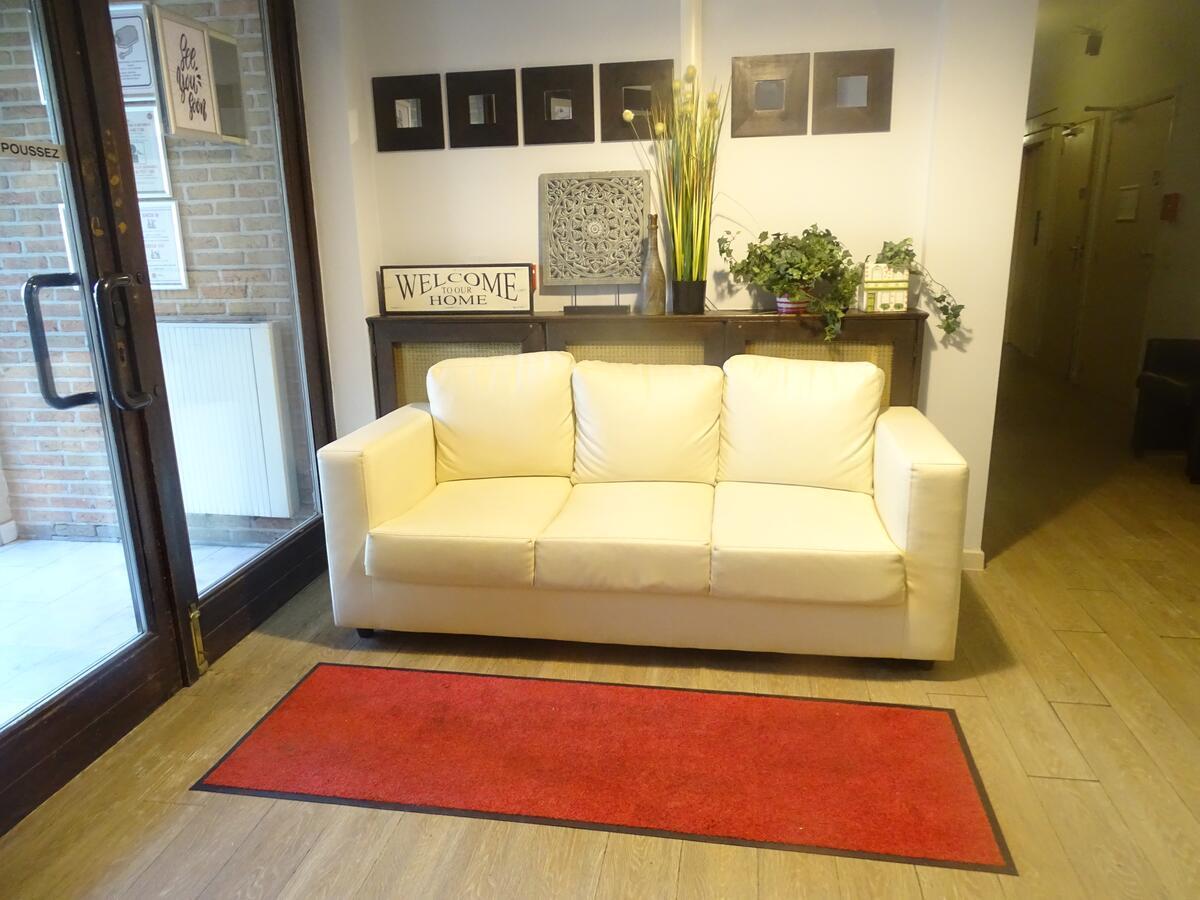 Apartment Budget Flats
