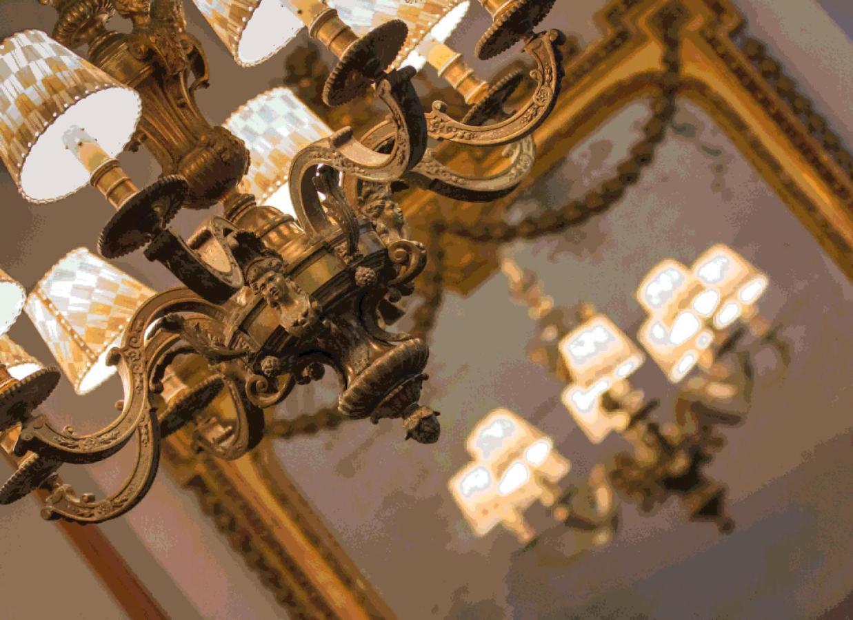Bed & Breakfast Louise Sur Cour 4*