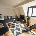 Grand Place Apartments 8