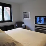 Grand Place Apartments 6