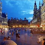 En Plein Coeur De Bruxelles. Superbe Duplex.A Voir!