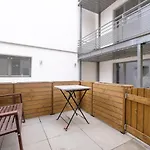 Ilot Sacre Apartments