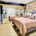 One Bedroom Appartement With City View Furnished Balcony And Wifi At Saint Gilles