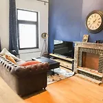 Modernite Et Confort A Deux Pas Du Centre De Bxl