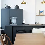 Cosy And Modern 2 Bedrooms Flat Near Chatelain And Brugmann