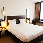 Progress Hotel
