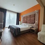 Hotel Midi-Zuid