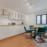 Sweet Inn - Enseignement