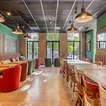 Latroupe Grand Place Hostel