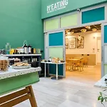 Latroupe Grand Place Hostel