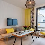 Bel Appartement 2 Chambres Proche Avenue Louise