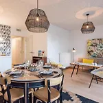Bel Appartement 2 Chambres Proche Avenue Louise