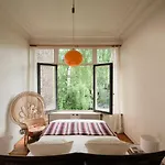Charming And Spacious House With Leafy Private Garden Close To Historical Center Of Brussels