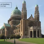 Furnished - Bright, Modern Apartment In Brussels, 15 Minutes Walk From The Atomium