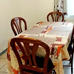 Belle Chambre Dans Un Quartier Calme