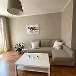 Appartement Lumineux Dans Un Quartier Anime #2