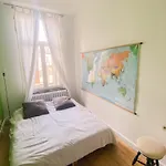 Grand Appartement D\'Artiste Cosy Et Proche De Tout