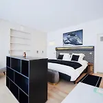 B&B Suites 124