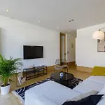 Couronne Apartments