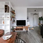 New Charming Grand Place Apartment