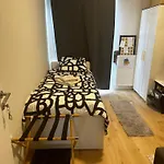 Alexanor Cosy Private Room In A Shared Apartment