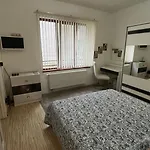 Two Bedroom Flat - Hyper Center Brussels