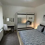 Two Bedroom Flat - Hyper Center Brussels