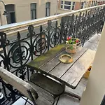Nina\'S Place In The City Center
