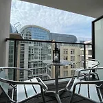 5Ensational Eu- Zone Appartment