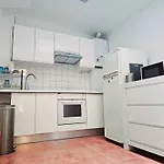 Modern & Comfortable City Center Oasis~King Bed !
