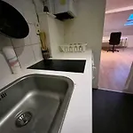 Lumineux Appartement - Quartier Louise