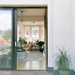 Beautiful 2 Bedroom Duplex In Le Chatelain