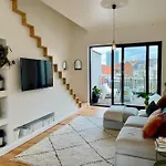 Beautiful 2 Bedroom Duplex In Le Chatelain