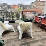 Beautiful 2 Bedroom Duplex In Le Chatelain