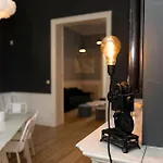 Atelier K - Art Guesthouse In Brussels