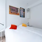 6 Bedroom House With Private Bathrooms In Bxl Downtown
