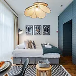 Scenic Studio In Historic Brussels