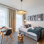 Scenic Studio In Historic Brussels