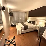 Escale Hotel