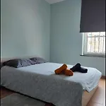 Chambre Confortable Lit Double Schaarbeek 1Ere Etage Cle Normal