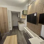 Cozy Pierre & Marie Curie Studio