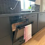 Self Check In Studio For 2 In Center Of Ixelles