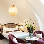 Hotel Fleur De Ville