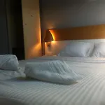Midi Business Lodge