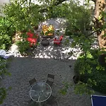 Villa Botanique Guesthouse