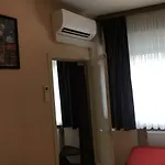 One-Bedroom Apartment Near Atomium