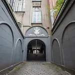 Apartment Berg