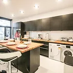 Luxurious Apartment