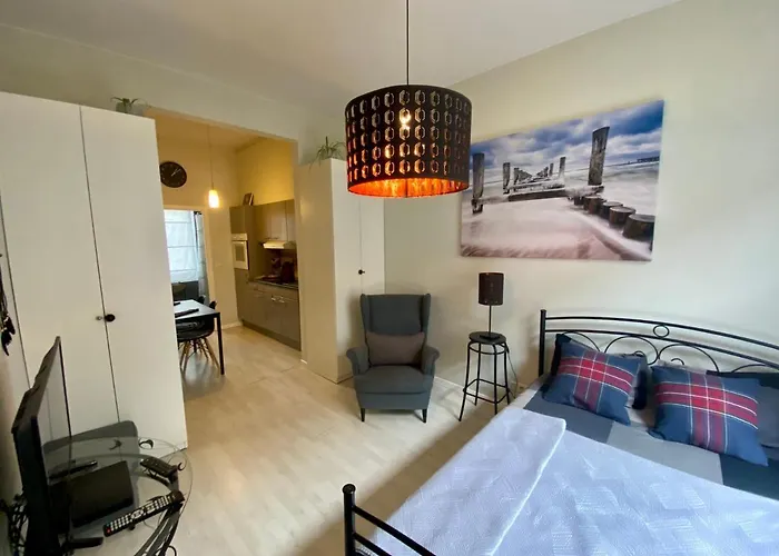 Petit Appartement Jourdan Eu