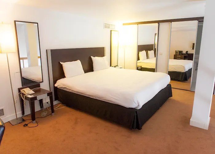 Progress Hotel